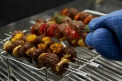 Broil King Multigestell: Bratenkorb, Rippchenhalter Und Spießgestell 9 Broil King Multigestell: Bratenkorb, Rippchenhalter Und Spießgestell -Party-Bbq 6742 Broil King Spiess Gestell 64233 1