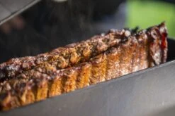 Broil King Rib Roaster / Gusseisen Kastenform -Party-Bbq Broil King Spare Ribs