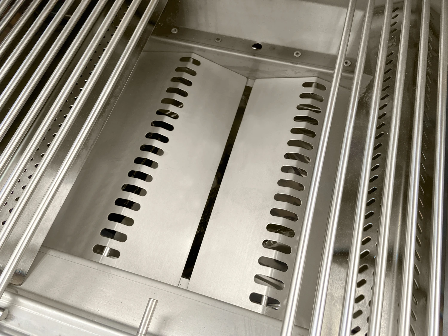 BULL Diablo - Gasgrill Mit Infrarot Backburner Und Rotisserie 6 BULL Diablo - Gasgrill Mit Infrarot Backburner Und Rotisserie – Bild 6