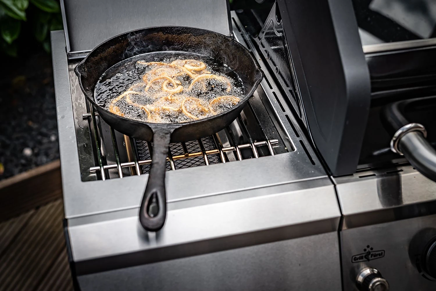 Grillfürst G410G 4-Brenner Gasgrill Mit Hochtemperaturbrenner Und Gusseisen Rosten 17 Grillfürst G410G 4-Brenner Gasgrill Mit Hochtemperaturbrenner Und Gusseisen Rosten – Bild 17