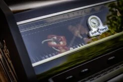 Grillfürst S330G 3-Brenner Gasgrill Mit Seitenkocher Und Gusseisen Rosten - Inkl. Gasgrill Einsteigerpaket -Party-Bbq Grillfuerst Gasgrill Sichtscheibe 3