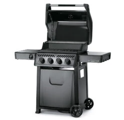 Napoleon Freestyle 425 Gasgrill, Graphit - Modell 2023 - X-DEAL Inkl. Drehspiess -Party-Bbq Napoleon Freestyle 425 graphit side Deckel offen