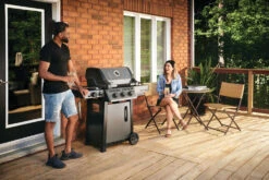 Napoleon Freestyle 365 Gasgrill, Graphit - Mit Sizzle Zone Und Tür - Modell 2023 NEU -Party-Bbq Napoleon Freestyle F365DSIB