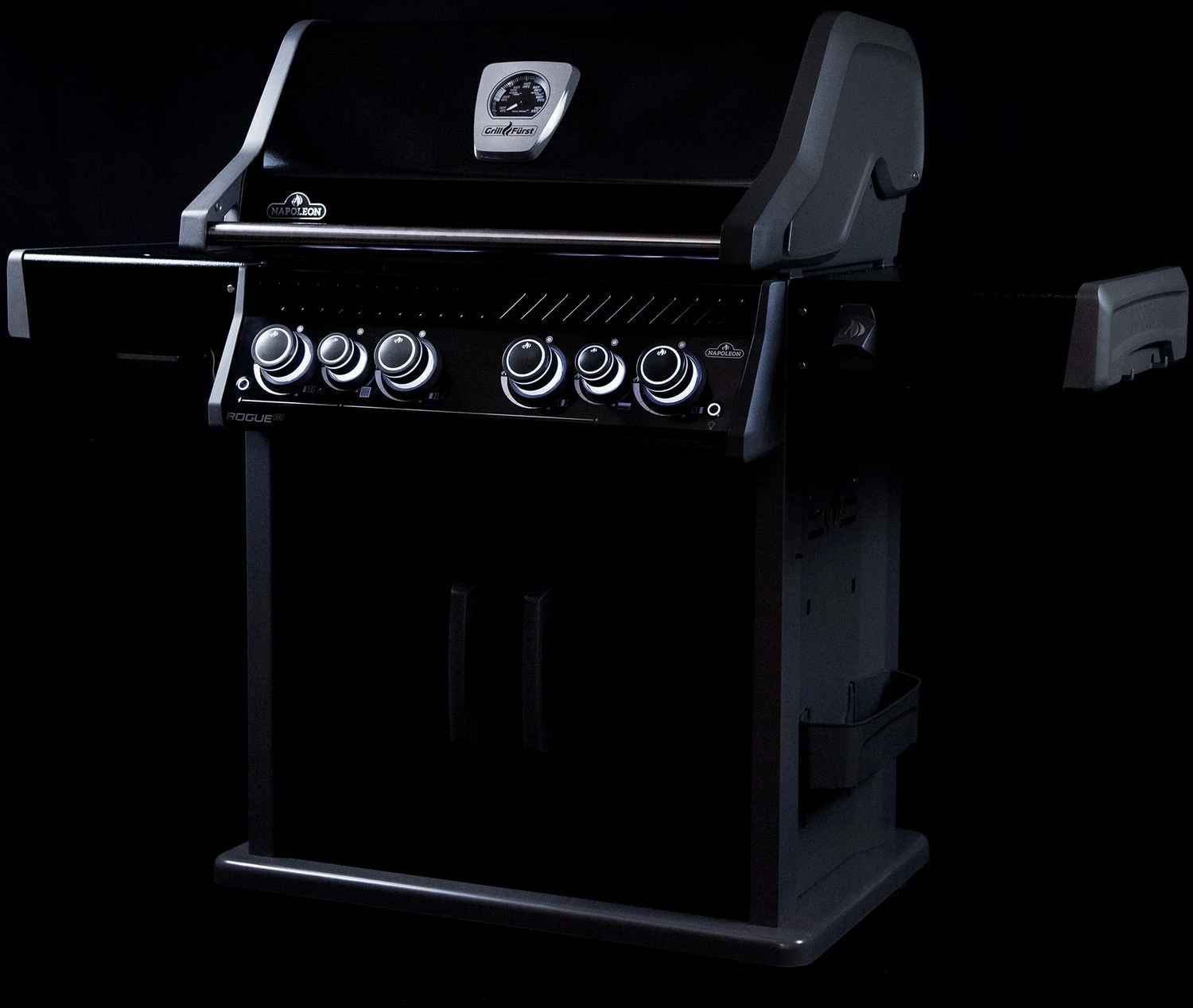 Napoleon Rogue SE 525 Gasgrill - All-black - Mit Sizzle Zone Und Heckbrenner - Grillfürst Edition Inkl. Grill Control Und Zubehörpaket - Smart Deal - Modell 2022 4 Napoleon Rogue SE 525 Gasgrill - All-black - Mit Sizzle Zone Und Heckbrenner - Grillfürst Edition Inkl. Grill Control Und Zubehörpaket - Smart Deal - Modell 2022 – Bild 4