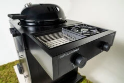 Outdoorchef Gas Kugelgrill Arosa 570 G Evo Black Style - Inkl. Blazing-/Cooking Zone Kit Plus -Party-Bbq Outdoorchef Arosa 570 G Evo Gas Kugelgrill 1