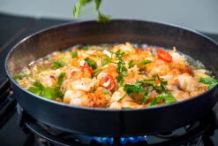 Outdoorchef Carbonstahl Pfanne Ø 28 Cm 13 Outdoorchef Carbonstahl Pfanne Ø 28 Cm -Party-Bbq Outdoorchef Carbonstahl Pfanne 28cm Anwendung