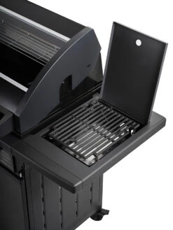 Rösle Gasgrill Magnum PRO G4-S - X-DEAL Inkl. Abdeckhaube Und Gusseisen Grillplatte - Modell 2023 -Party-Bbq Roesle Gagsrill Magnum Pro Prime Zone offen2 3