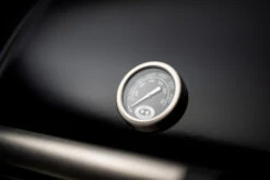 Outdoorchef Dualchef 425 G BZ Gasgrill Mit BLAZING ZONE Infrarotbrenner -Party-Bbq outdoorchef dualchef 425 g deckelthermometer 18 700 16