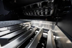 Outdoorchef Dualchef 425 G BZ Gasgrill Mit Blazing Zone Infrarotbrenner + DGS Gusseisen Grillrost 2 Stk.+ DGS Gemüse Grillrost 2 Stk. -Party-Bbq outdoorchef dualchef 425 g flammenschutzbleche 18 700 16 1